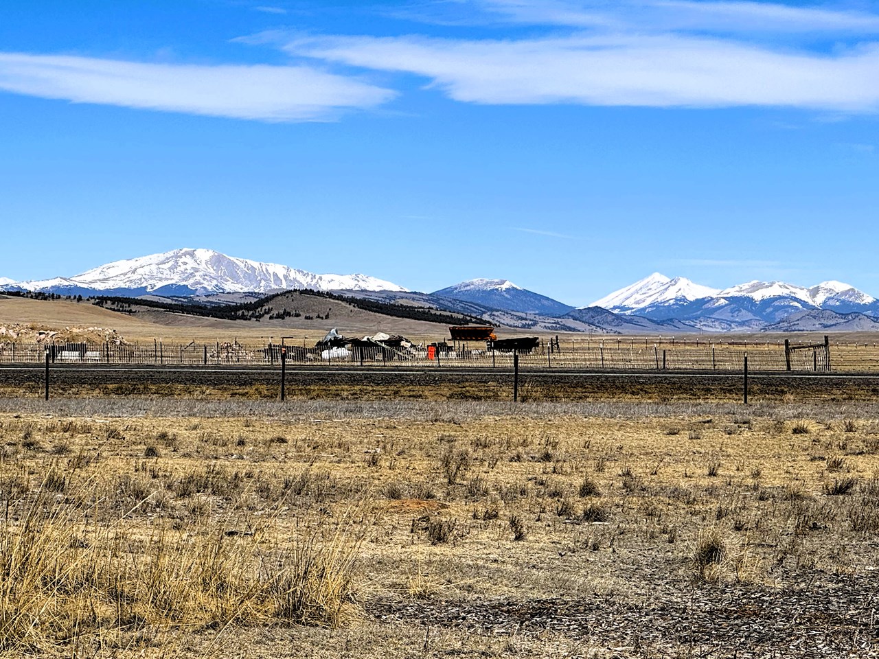 zoomed view northwest over us24e to the mousquito mountains zoomed view northwest over us24e to the mousquito mountains