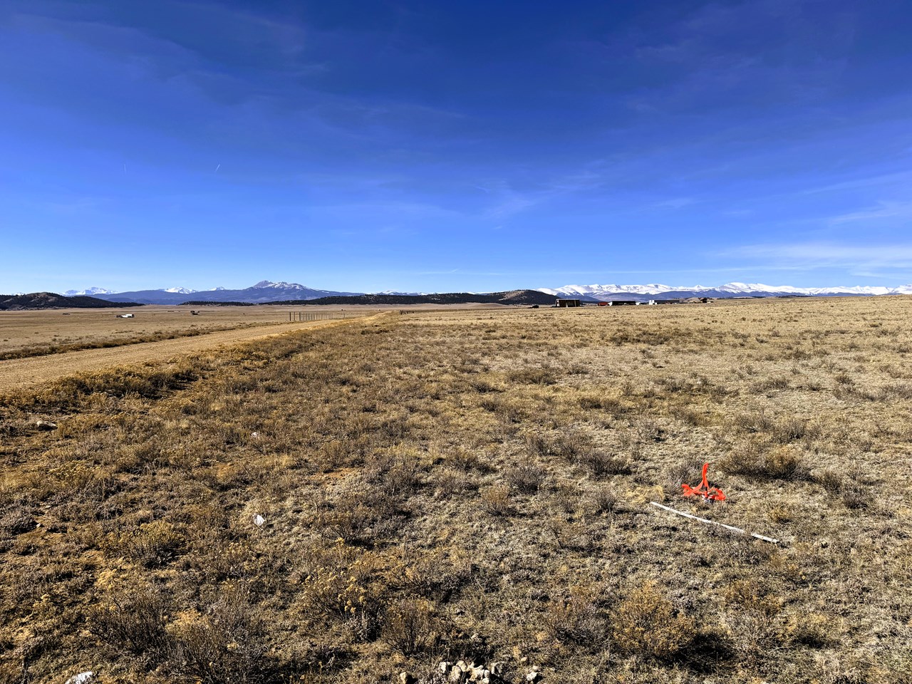 view from the southwest corner over hinsdale rd to buffalo peaks on the left and peaks in the mosquito range on the right view from the southwest corner over hinsdale rd to buffalo peaks on the left and peaks in the mosquito range on the right